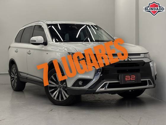 MITSUBISHI OUTLANDER 3.0 MIVEC V6 GASOLINA HPE-S AWD AUTOMÁTICO